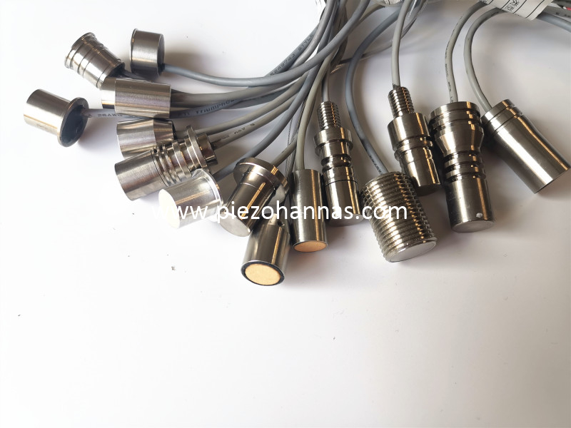 Transducteur &agrave; ultrasons en alliage en alliage en titane de 200 kHz pour le d&eacute;bitm&egrave;tre de gaz &agrave; ultrasons