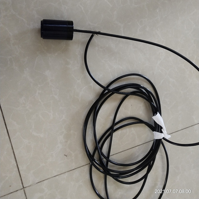 Hydrophone cylindrique acoustique pour modems acoustiques