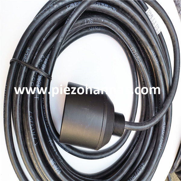 Transducteur de d&eacute;bitm&egrave;tre ultrasonique sous-marin pour la mesure du d&eacute;bit